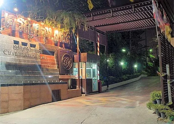 Charoenkrung Place ゲストハウス 3*