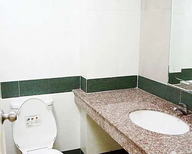 Charoenkrung Place 3*